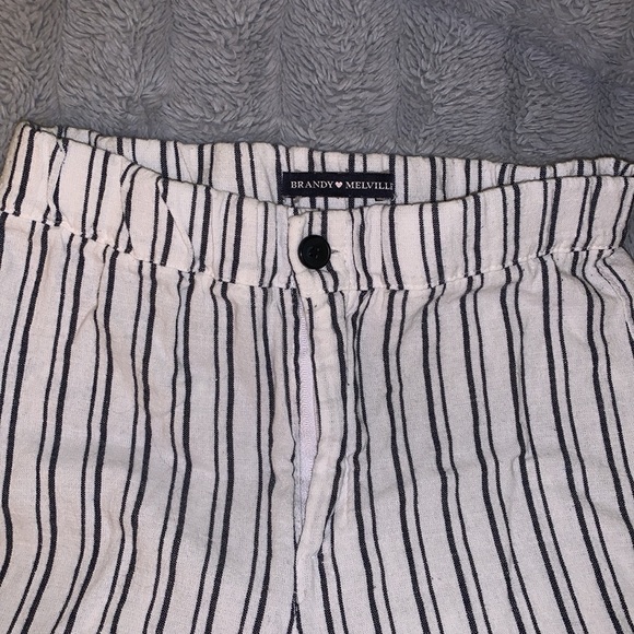 Brandy Melville Pants - Picture 3 of 4